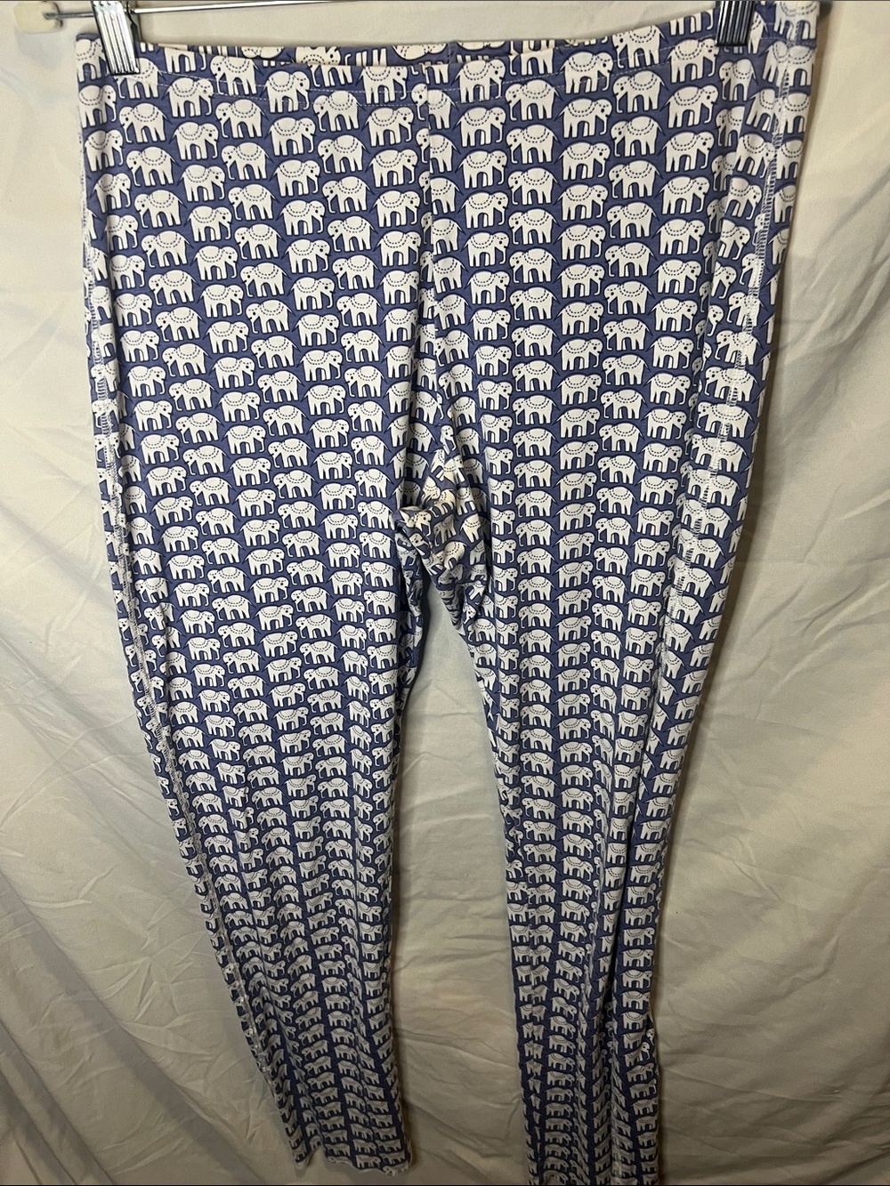 Roller Rabbit Navy & White Elephant-Print Long Sleeve Pajama Set Size Medium - Picture 10 of 11